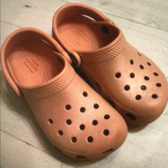 Crocs classic kids metallic rose pink slip on shoes clogs child 11 - Picture 1 of 1